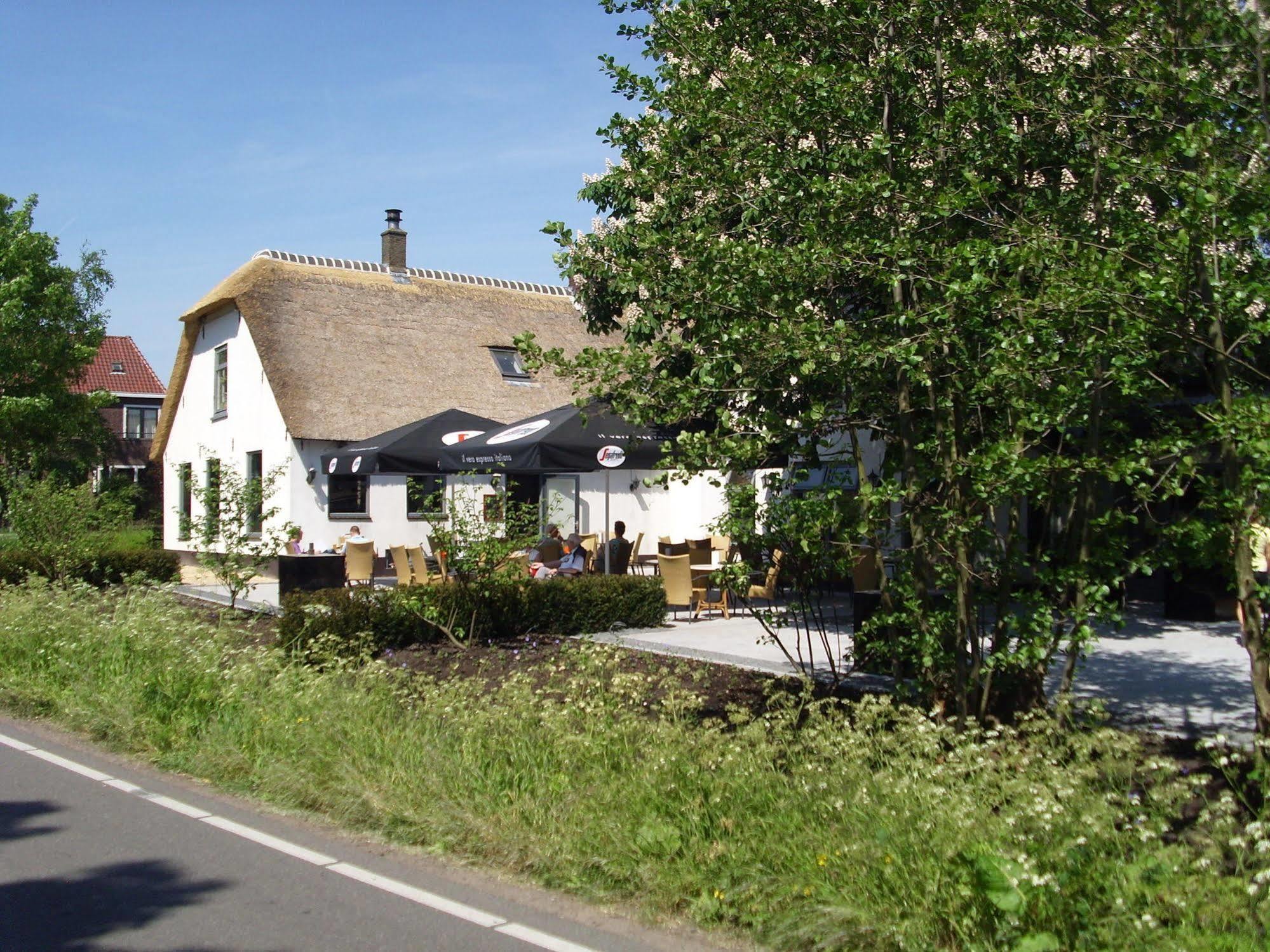 Fletcher Hotel-Restaurant De Witte Brug Lekkerkerk Eksteriør bilde